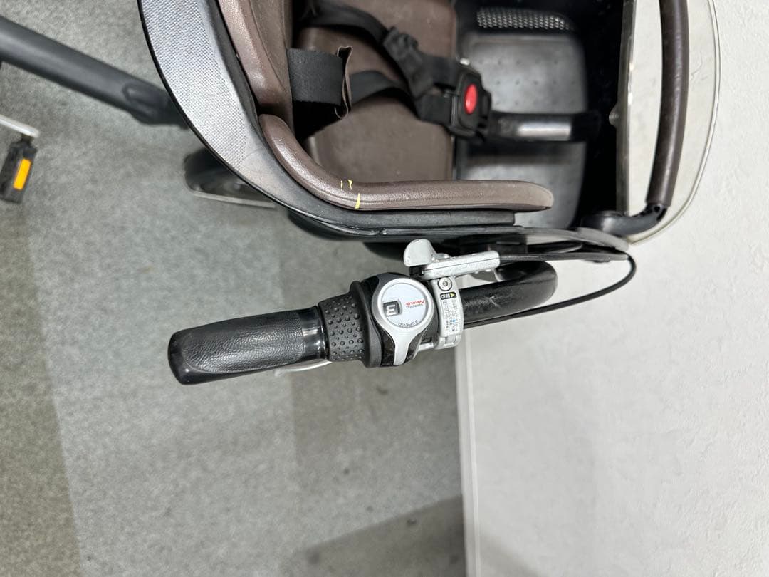 3人乗り電動自転車　ブリヂストンアンジェリーノ 子供乗せシート付きお買い得品