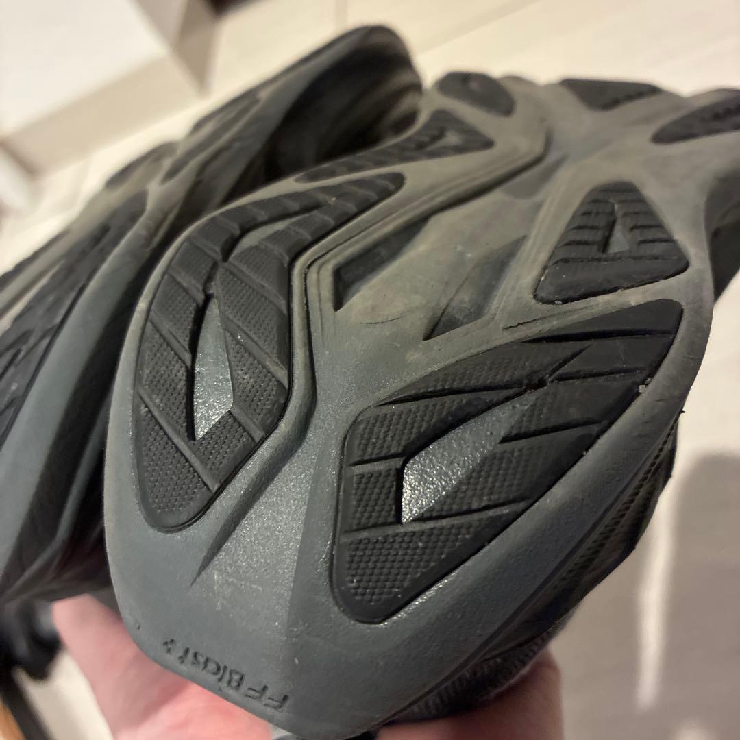 美品　asics SUPERBLAST 2 ランニングシューズ 24.5センチ