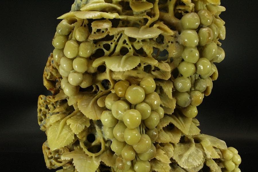 中国美術 青田石雕 刻葡萄木 置物 寿山石 鑑賞石(ZE874)