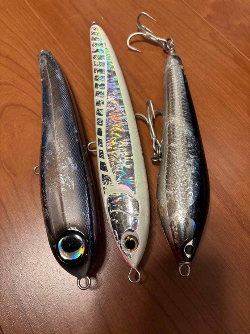 ラピード230 ララペン200 ロデオ185 青物ルアー
