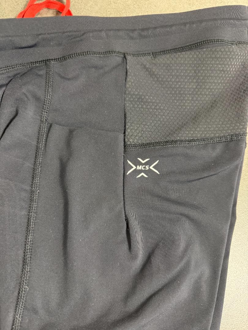 2XU ライトスピード リアクト コンプレッションショート MA7050B