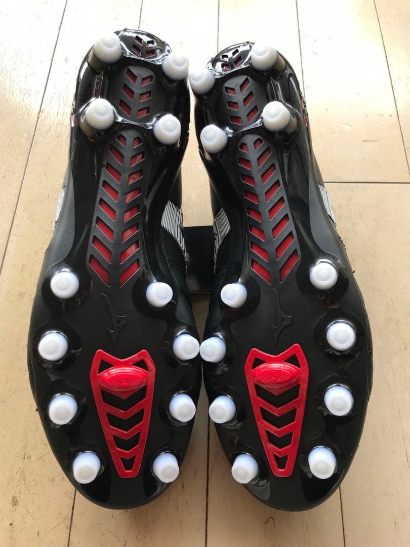 モレリアネオ3ジャパン　黒　26㎝　新品。