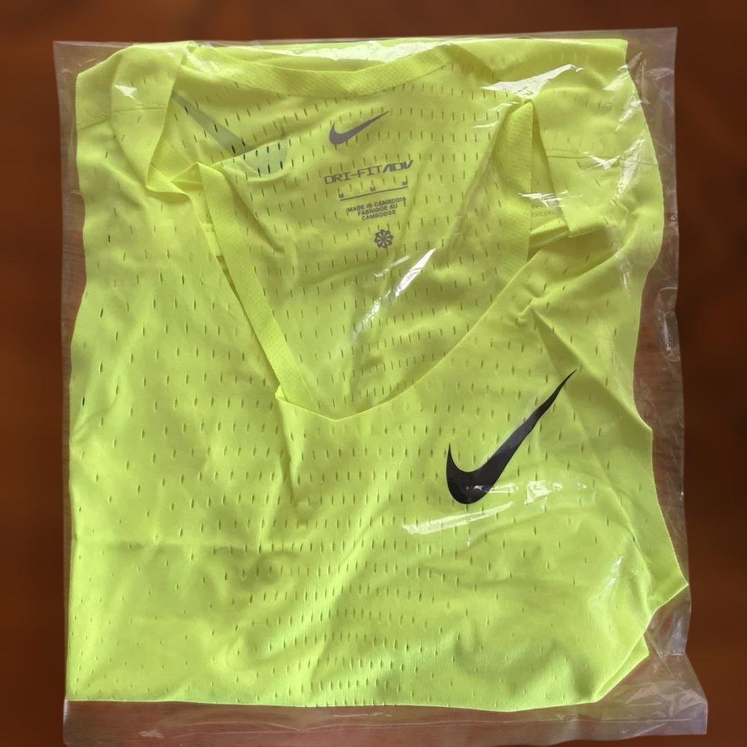 Nike エアロスイフト　シングレット