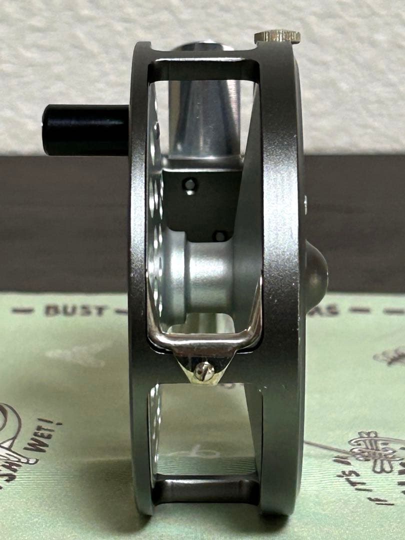 極上品　Hardy L.R.H Lightweight Fly Reel
