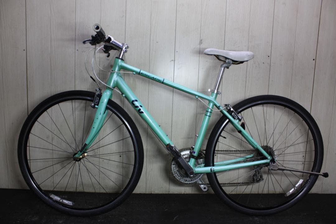 GIANT ESCAPE RW Liv 700C 24速440mm 女性用クロス