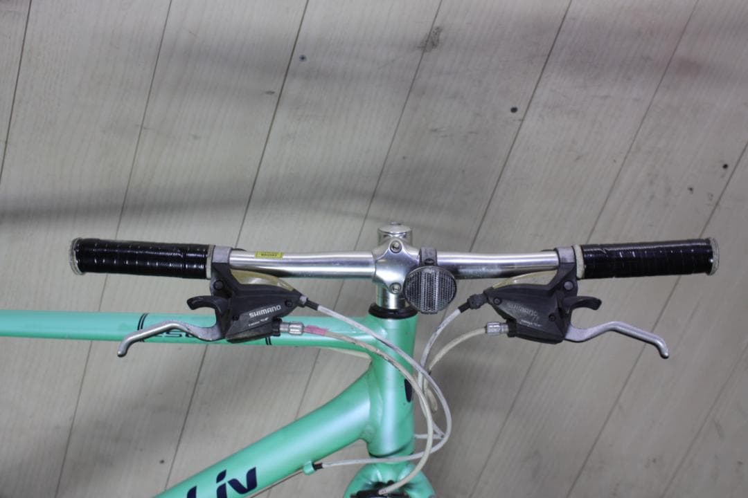 GIANT ESCAPE RW Liv 700C 24速440mm 女性用クロス