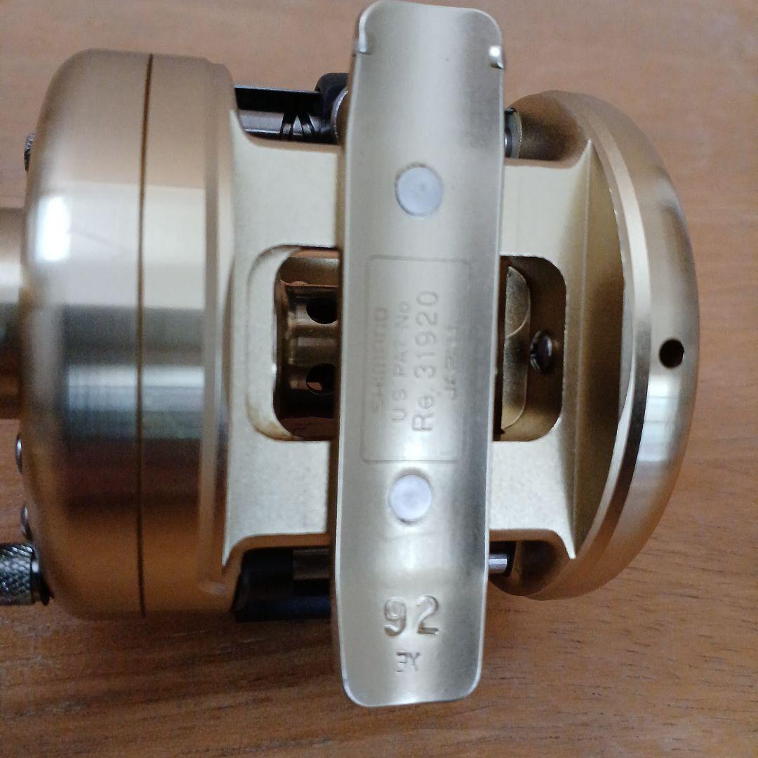 SHIMANO CALCUTTA 100XT ベイトリール　ゴールド　カルカッタ