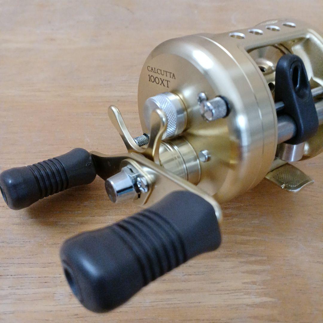 SHIMANO CALCUTTA 100XT ベイトリール　ゴールド　カルカッタ