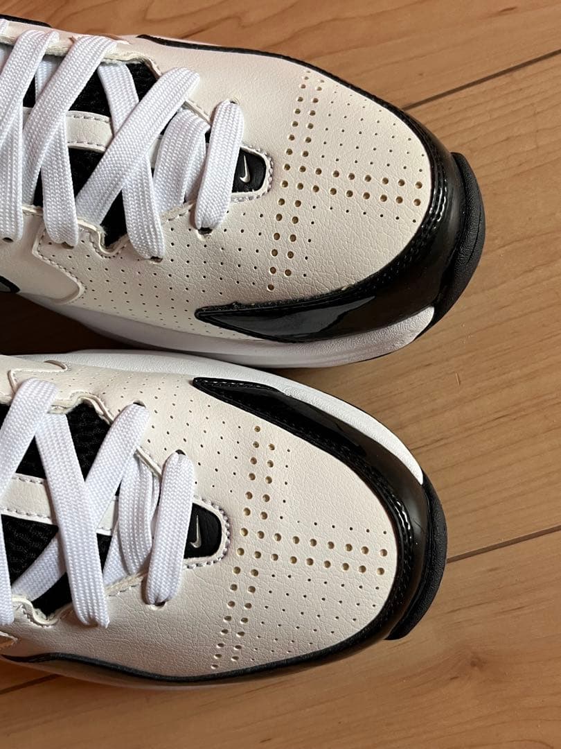 NIKE AIR スニーカー 新品タグ付 軽量 通気性25.5cm 箱付