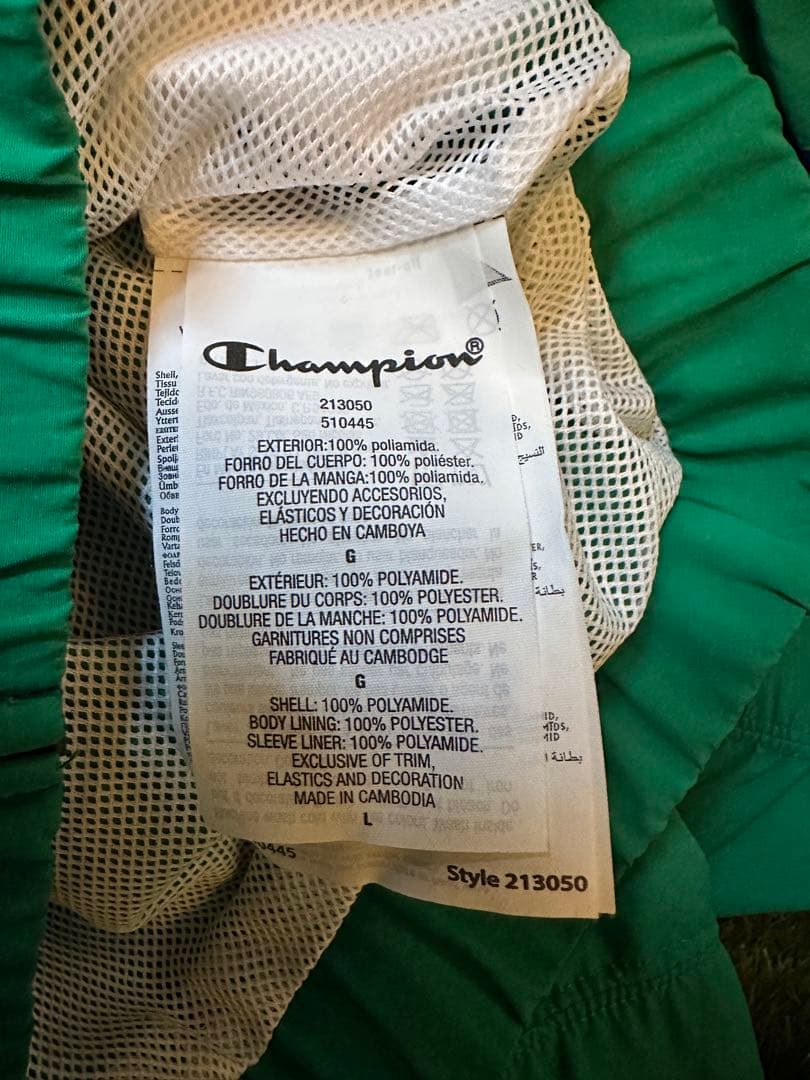 チャンピオン　ブルゾン　champion クラシック