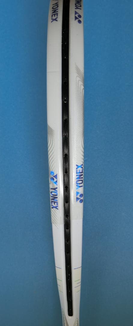 【美品】名器　YONEX ヨネックス NANOFORCE 8V 白 ソフトテニス