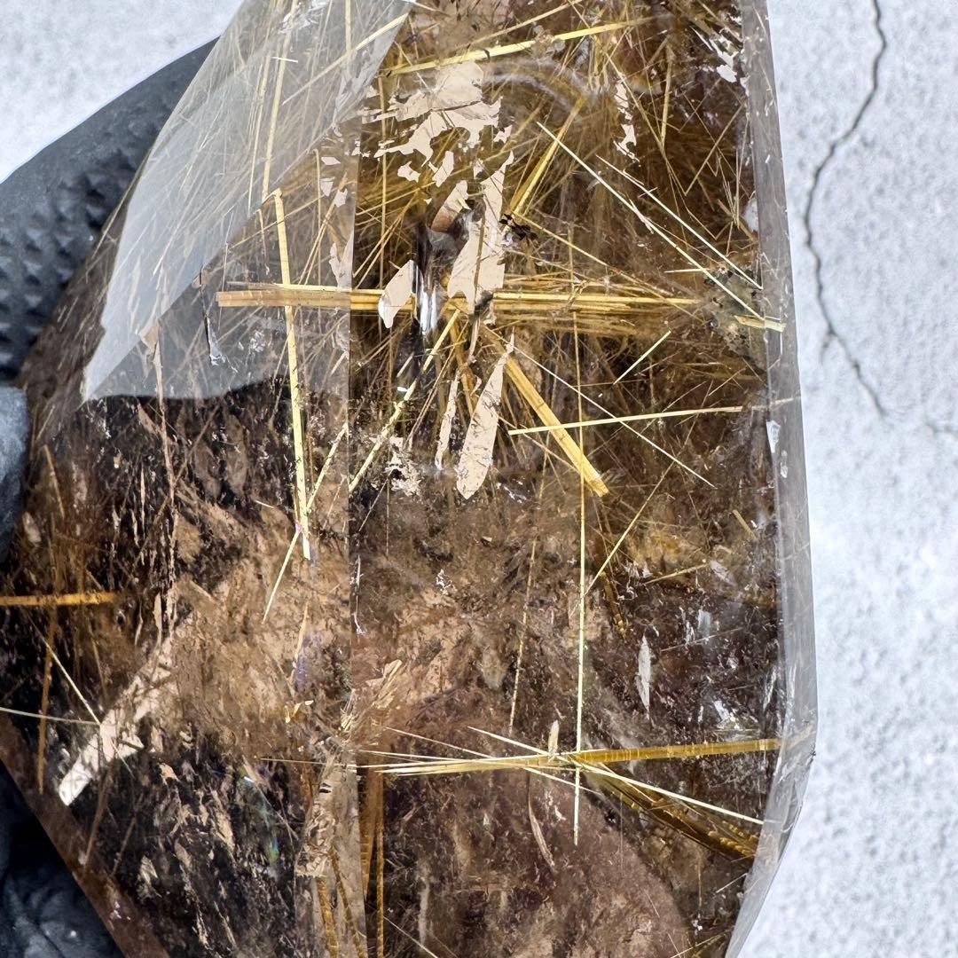 M-207タイチンルチルクォーツ原石 高密度ゴールドルチル天然石323.6g