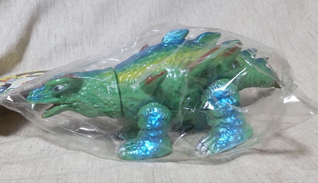ブルマァク復刻版怪獣シリーズ マグネドン