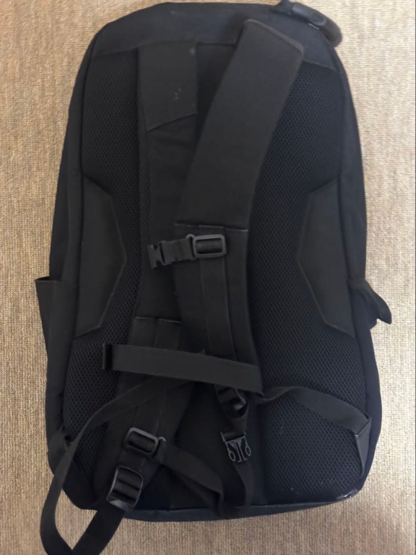 Oakley ブラック リュック