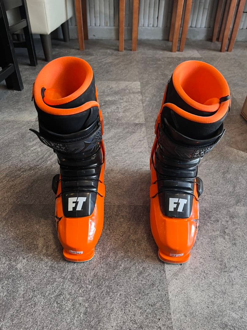 【新品未使用】スキーブーツ　FULL TILT 28.5cm　オレンジ　箱あり