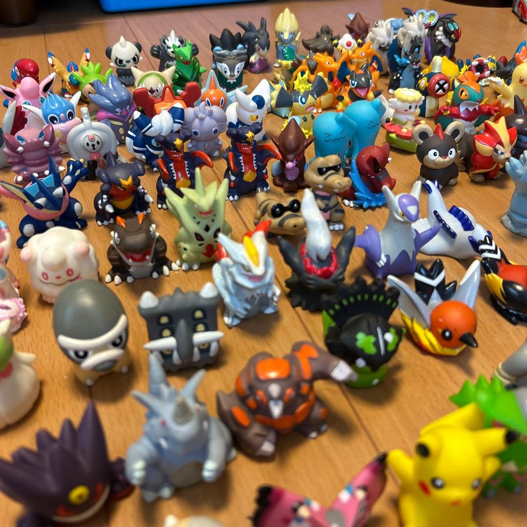 ポケモンフィギュア 約100体以上セット バトルスタジアム付き