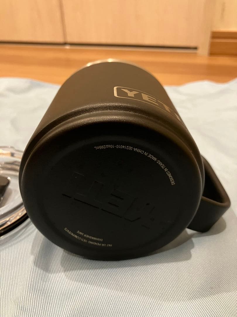 YETI イエティ　マグカップ2カラー【中古品】　ノベルティ缶ステッカー