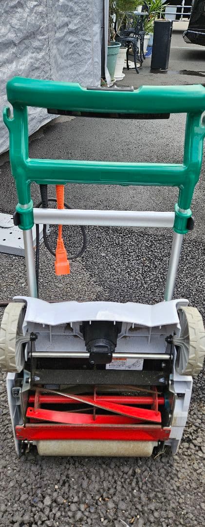 Makita 電動芝刈り機