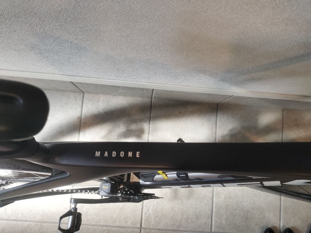TREK Madone SL6 Gen7 Aeolus RSL75ホイール