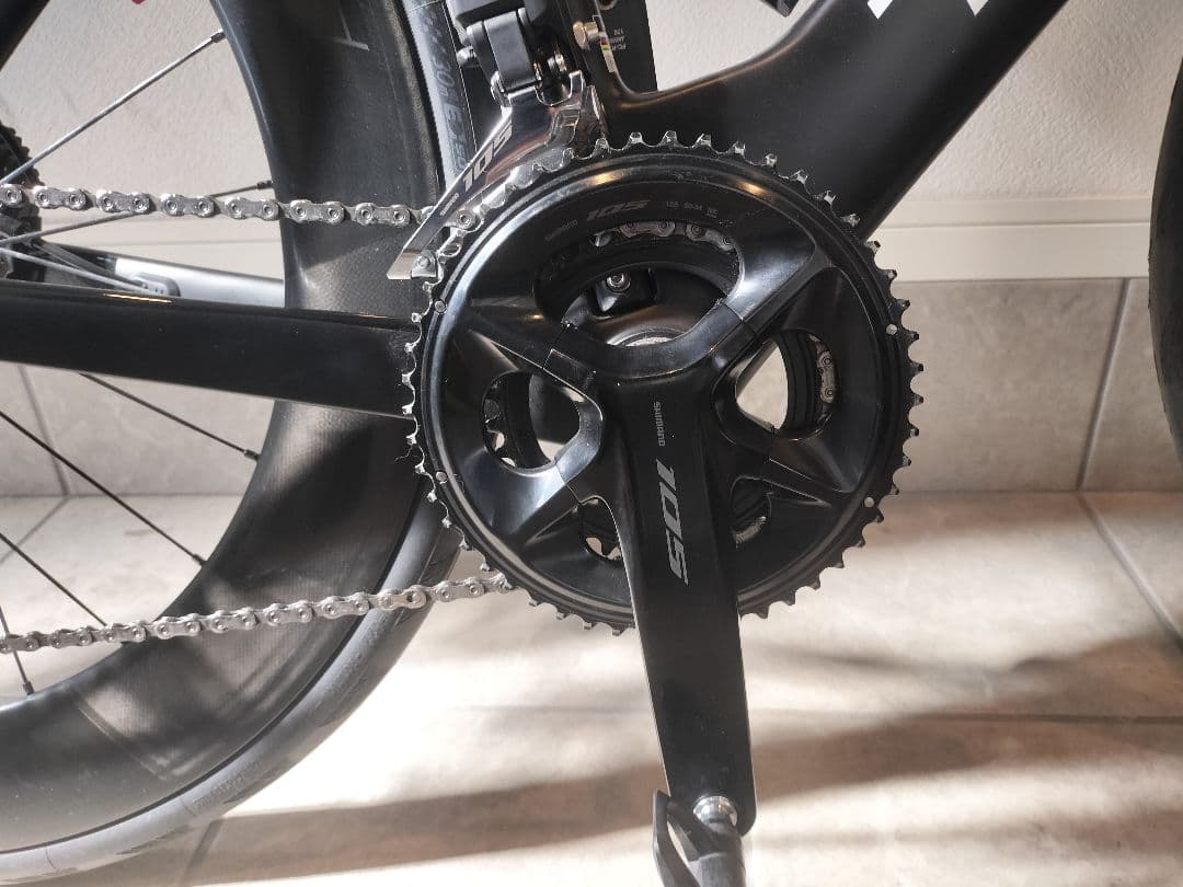 TREK Madone SL6 Gen7 Aeolus RSL75ホイール