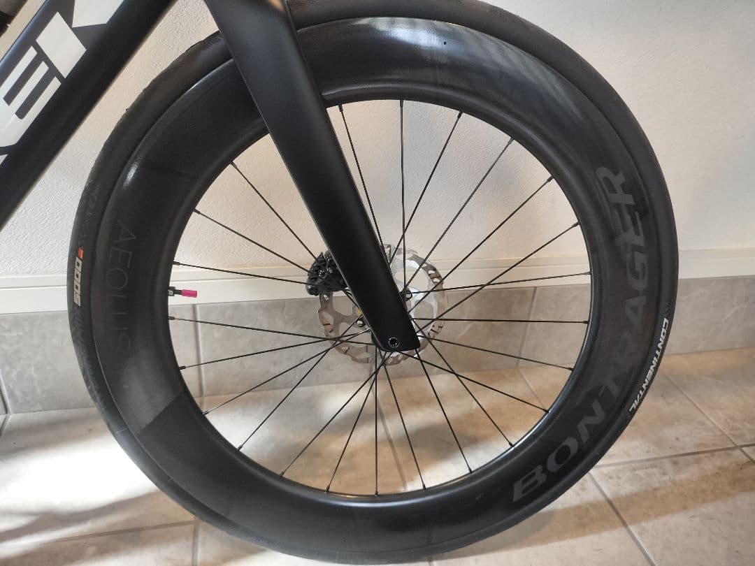 TREK Madone SL6 Gen7 Aeolus RSL75ホイール