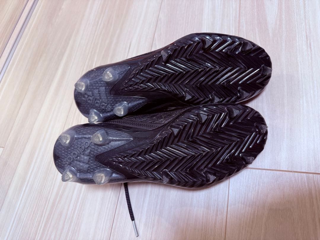 adidas ブラック アメフトスパイクシューズ　25.5