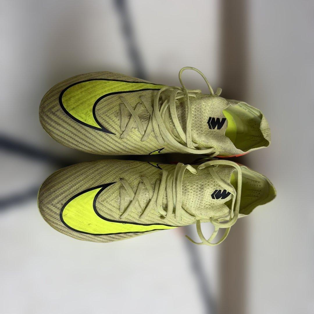NIKEナイキ　サッカースパイク　マーキュリアル　ヴェイパー16