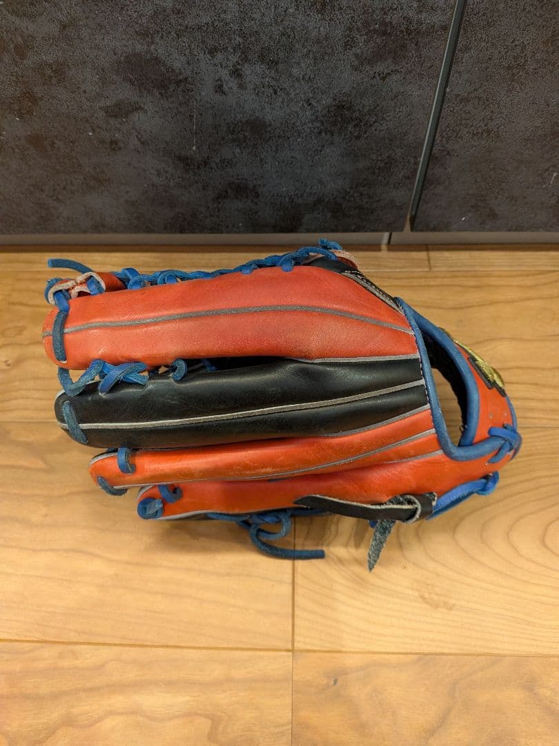 野球 アンダーアーマー 外野用 軟式グローブ グラブ 赤・黒・青