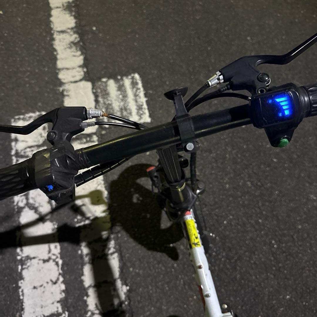 電動アシスト自転車 モペット ホワイト