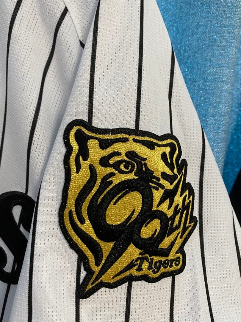 阪神タイガース、大山選手ユニフォーム背番号3