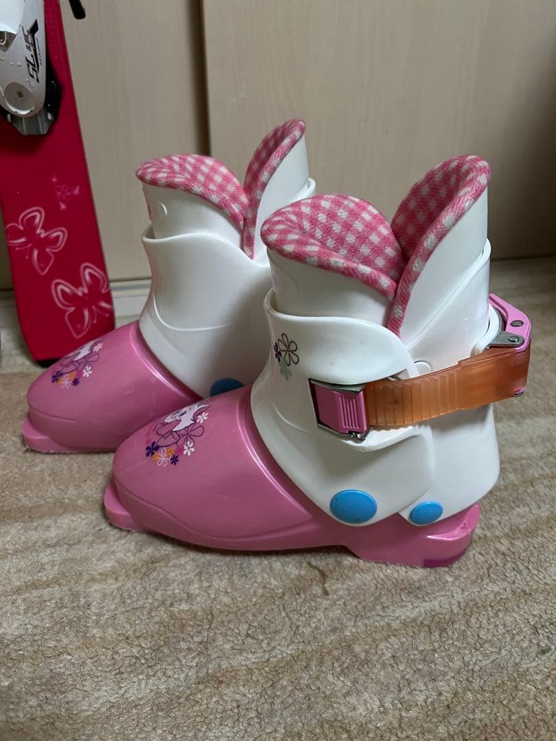 【美品】キッズ用 スキー板106cmスキー靴20cm ストックの4点セットです。