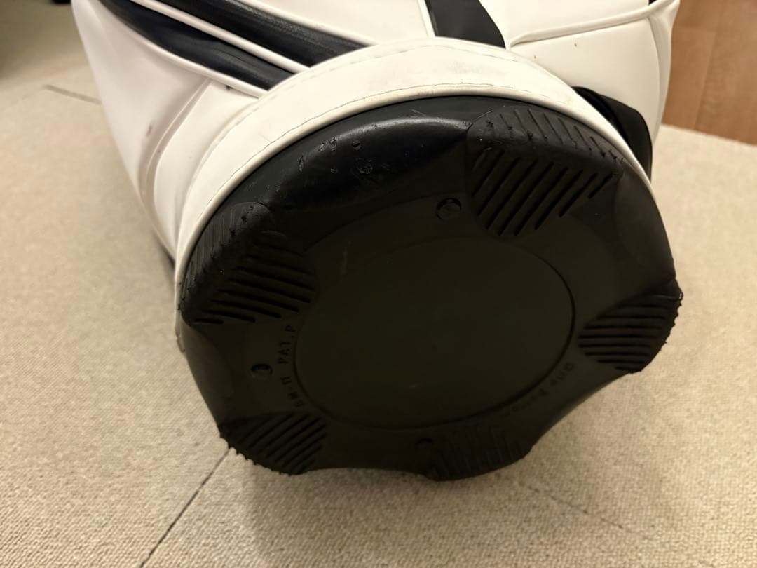 Titleistエリートパフォーマンス５ステイドライ キャディバッグ ホワイト白