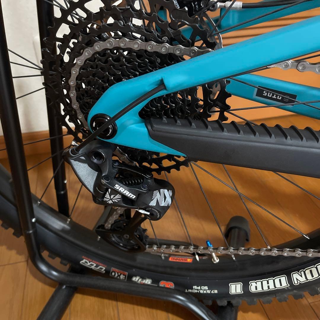 ほぼ新品　サンタクルーズ　5010 マウンテンバイク　自転車