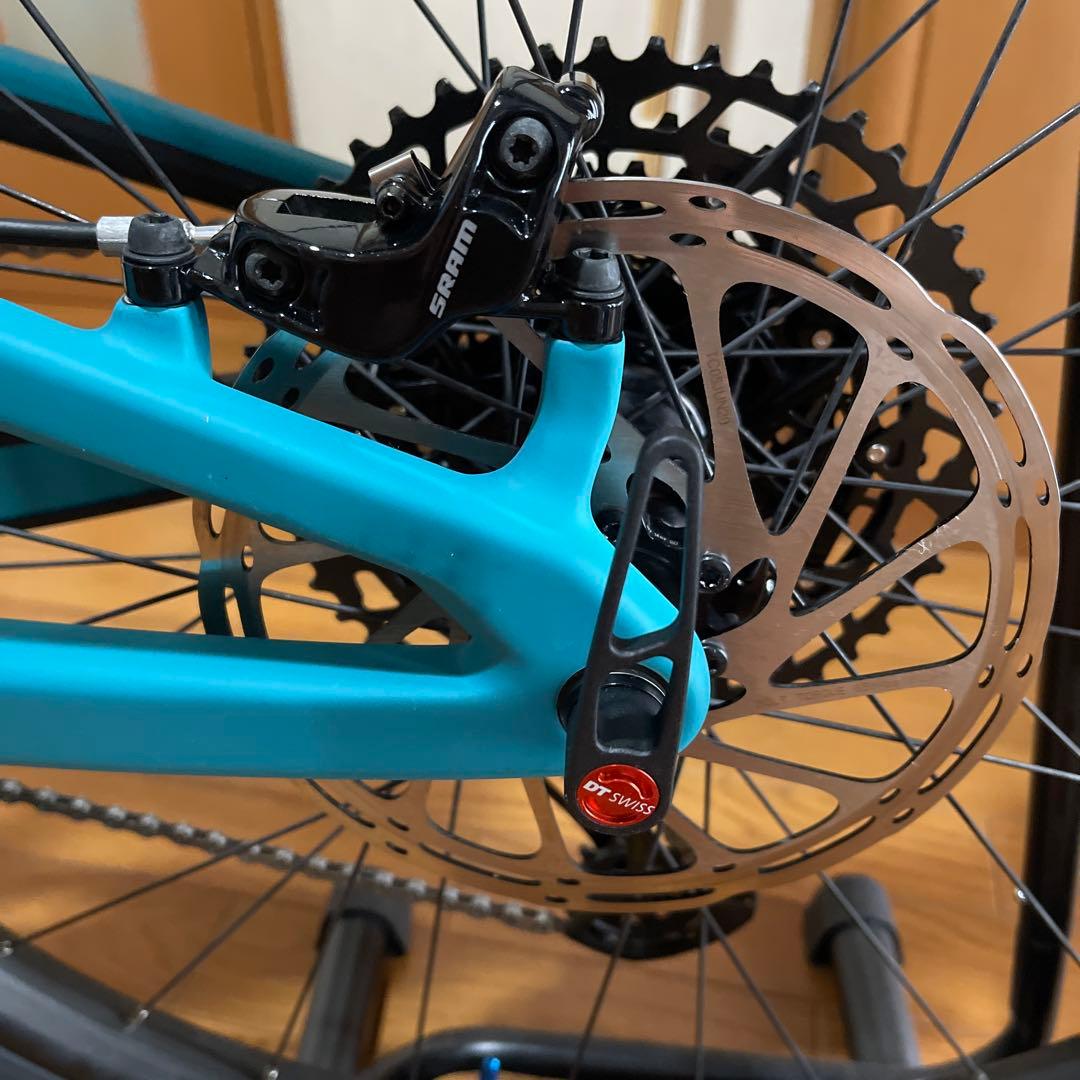 ほぼ新品　サンタクルーズ　5010 マウンテンバイク　自転車