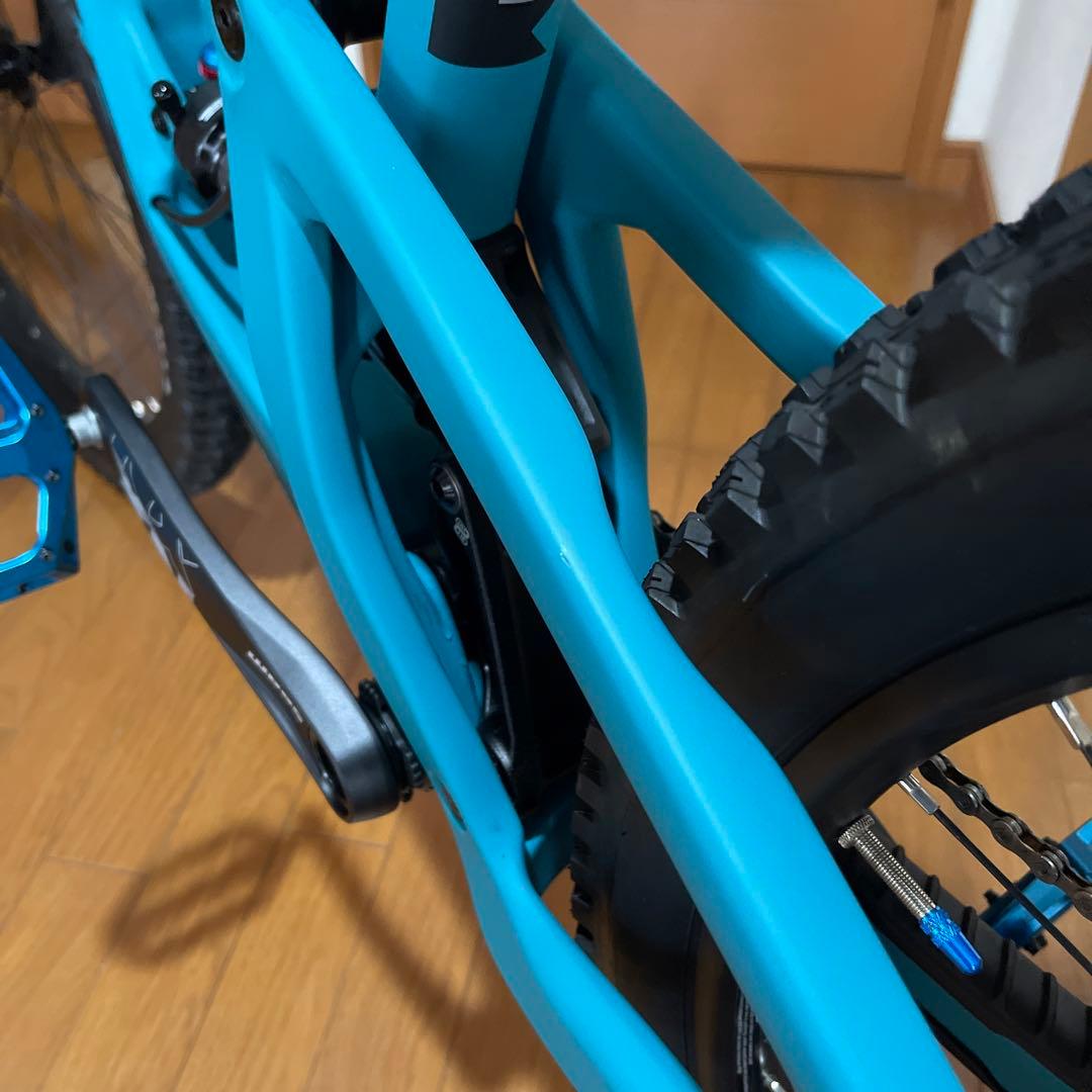 ほぼ新品　サンタクルーズ　5010 マウンテンバイク　自転車