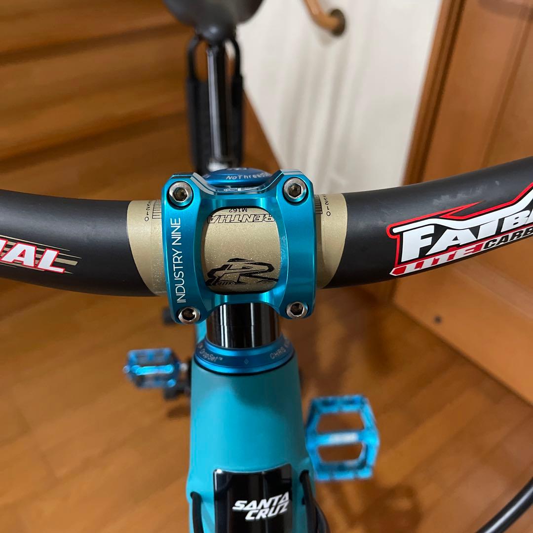 ほぼ新品　サンタクルーズ　5010 マウンテンバイク　自転車