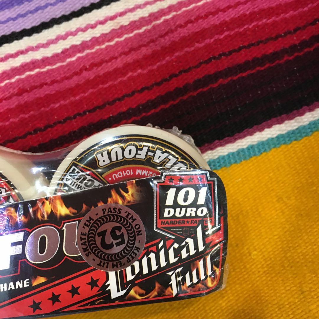 【SPITFIRE】FORMULAFOUR スケートボードウィール  60mm