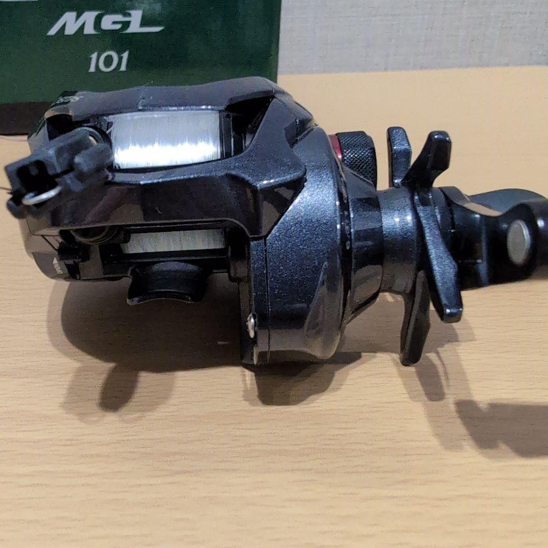 SHIMANO CASITAS MGL 101 ベイトリール