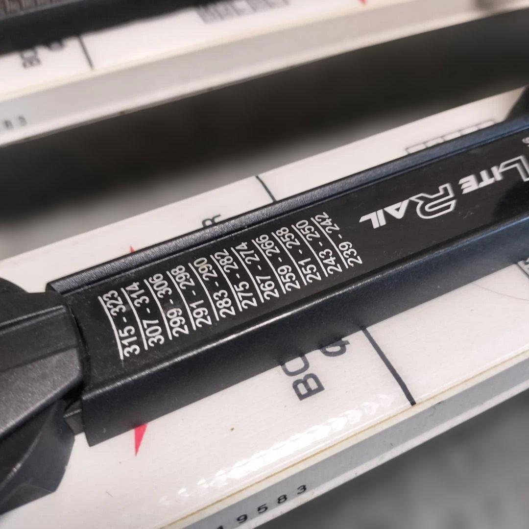 【高級モデル】OGASAKA オガサカ ジュニアスキーセット 140cm