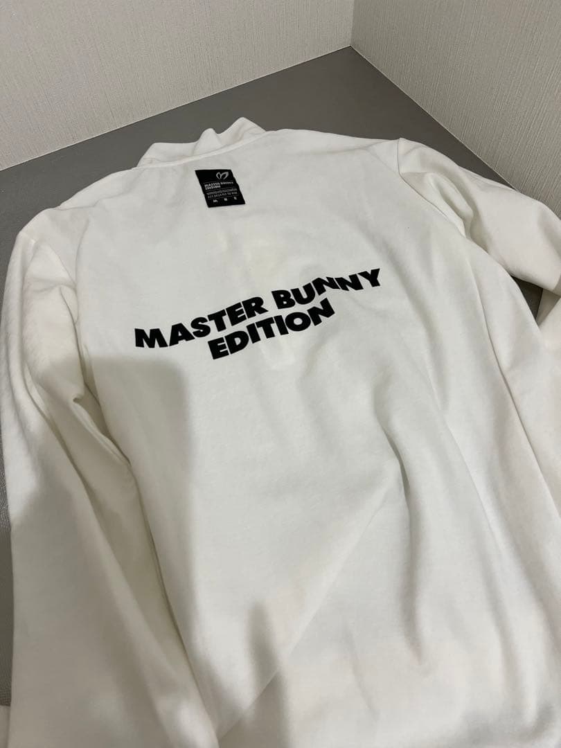 マスターバニー　長袖ポロ