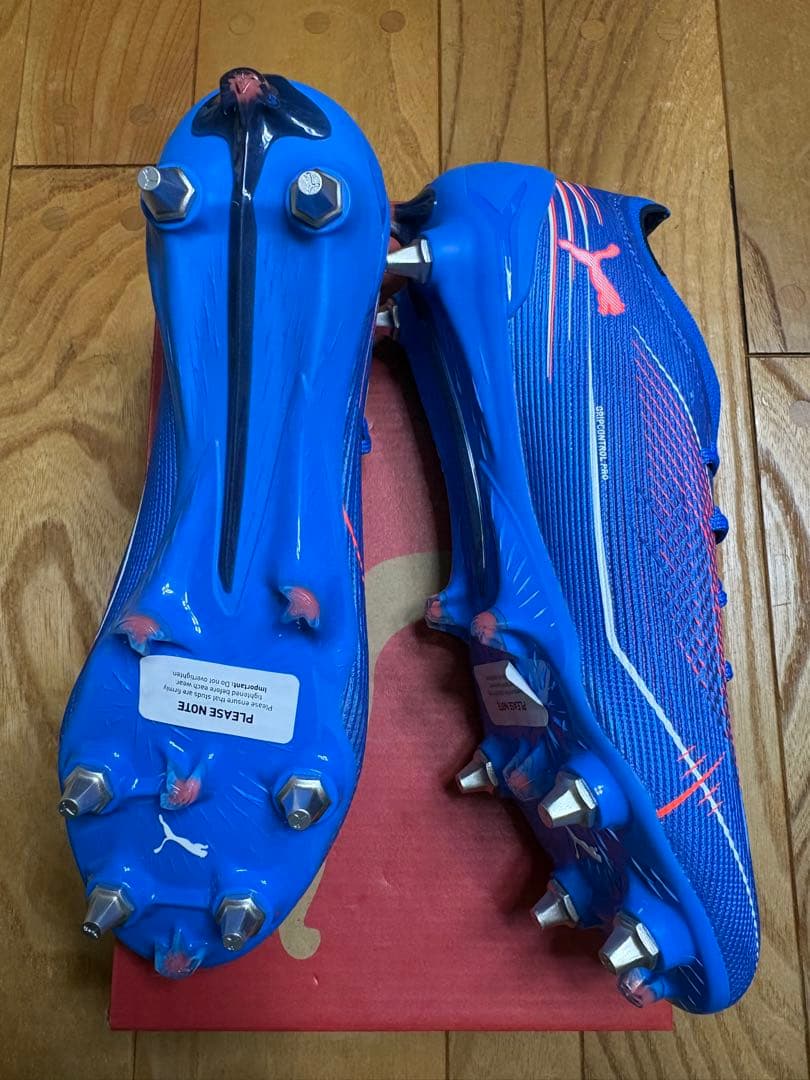 新品　超大特価　プーマ　ウルトラ 6 アルティメット MX SG 26cm
