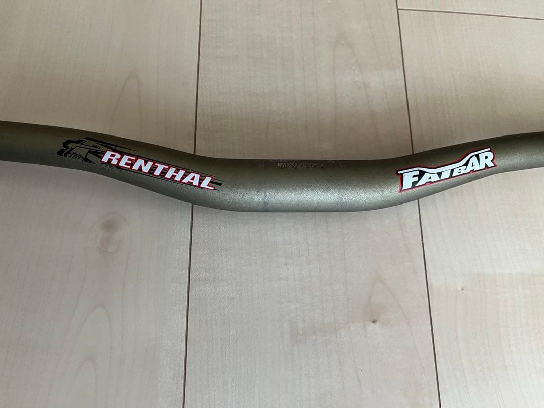 RENTHAL Fatbar ハンドルバー 20mm rise 31.8-740