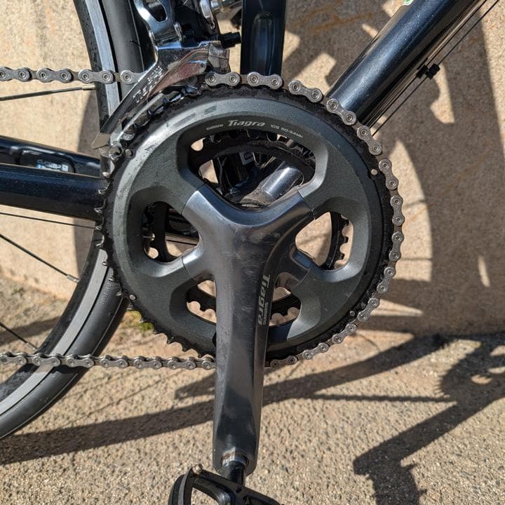 【送料込み】TREK　ロードバイク