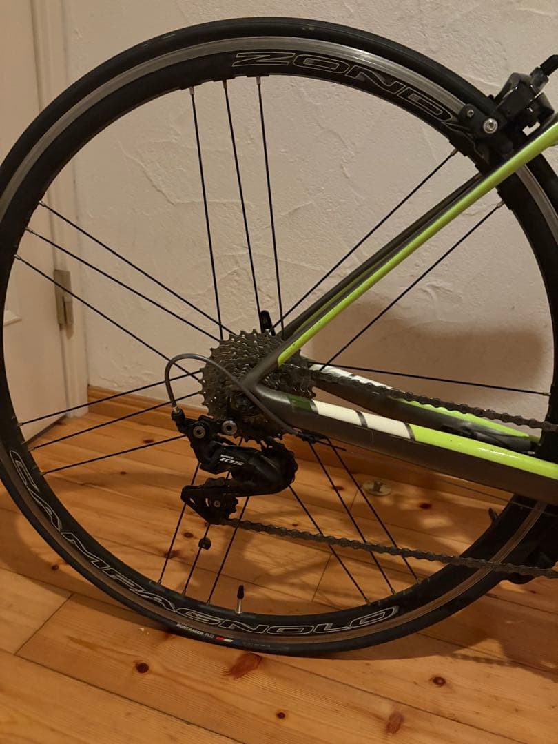 【値下げ】TREK DOMANE 4.1 ロードバイク 自転車 福岡手渡し可
