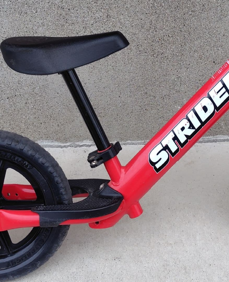 ストライダー スポーツモデル STRIDER 赤 バランスバイク 12インチ