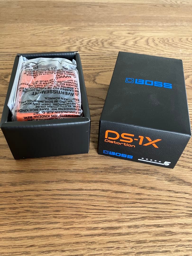 BOSS DS-1X ディストーションペダル