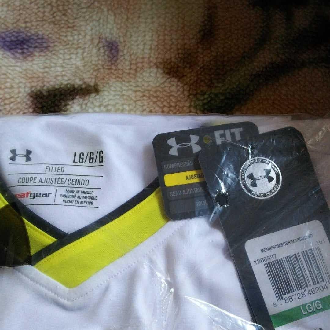 新品・UNDERARMOUR・コロコロユニフォーム（Ｌ）