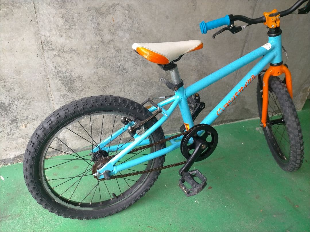 よつばサイクル18インチ