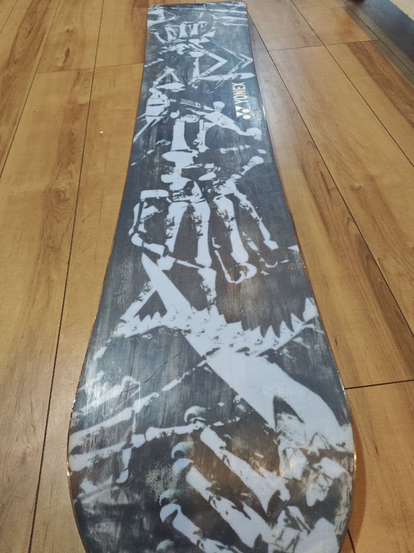 美品 YONEXヨネックス SMOOTH TR 147 fluxバイン他おまけ付