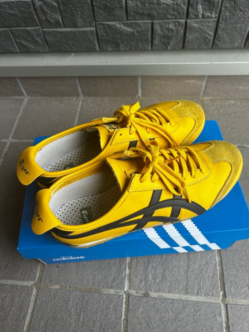 Onitsuka Tiger イエロー スニーカ